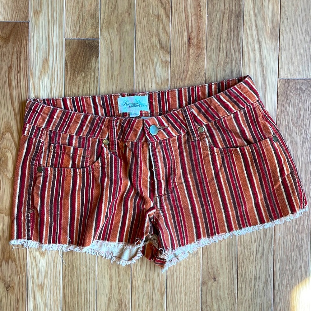 Low Rise 70s Style Short Shorts